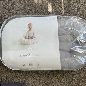 Snuggle Me l Infant Lounge